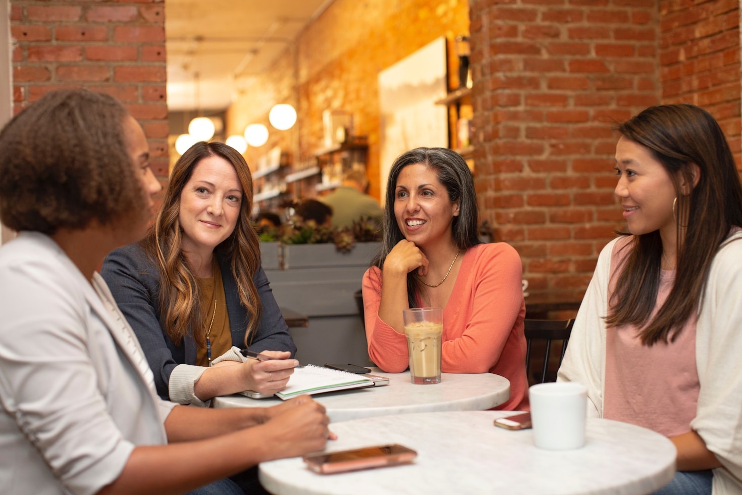 Estrategias digitales para mujeres emprendedoras